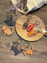 【レザー製キーホルダー】